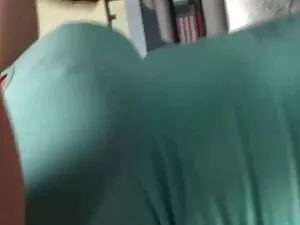 busty Honig In undur ...