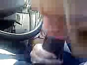 Küken schüttelt cell ...
